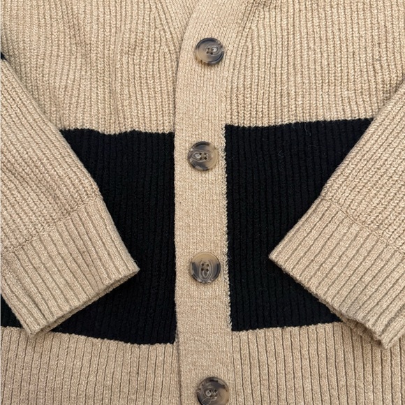 Old Navy Striped Button Up Cardigan Size L - Picture 3 of 5